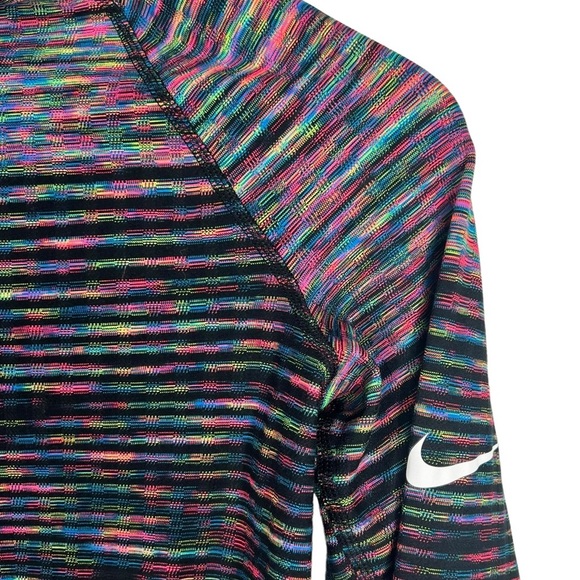 NIKE Rare Hyperwarm Long Sleeve Colorful Turtleneck - Picture 4 of 8